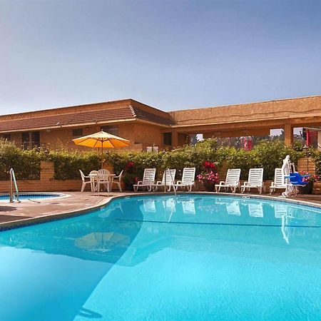 Monterey Park Inn Zewnętrze zdjęcie